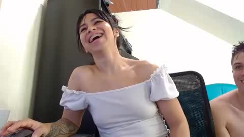 Snapshot of incubus_couple1 chatting on 12.27.24 incubus_couple1 online show from 12.27.24