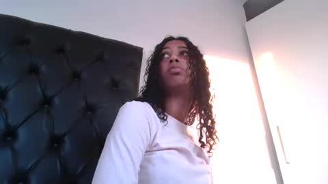 Snapshot of indanbella19 chatting on 06.12.26 indanbella19 online show from 06.12.26