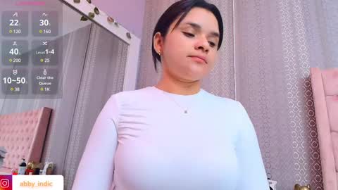 Snapshot of indi_catalina chatting on 02.17.25 Indi Catalina online show from 02.17.25