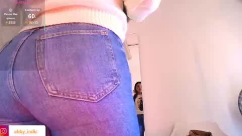 Snapshot of indi_catalina chatting on 10.18.25 Indi Catalina online show from 10.18.25