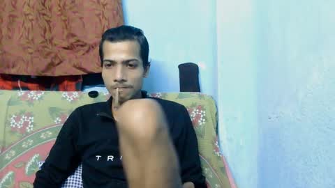 Snapshot of indian_bengali_boy chatting on 09.09.25 Suman Leo online show from 09.09.25