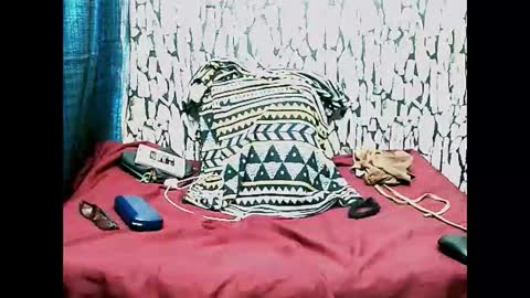 Snapshot of indian_divax chatting on 12.14.25 indian_divax online show from 12.14.25