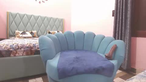 Snapshot of indian_goddess9 chatting on 05.27.26 Parul online show from 05.27.26