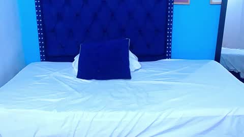 Snapshot of indian_whore18 chatting on 01.22.25 indian_whore18 online show from 01.22.25