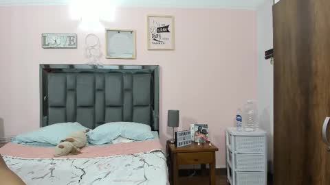 Snapshot of indiana_jones2 chatting on 02.16.25 Exclusive Content online show from 02.16.25