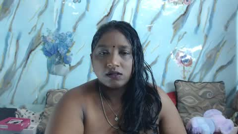 Snapshot of indianblue3 chatting on 05.09.26 tracy online show from 05.09.26