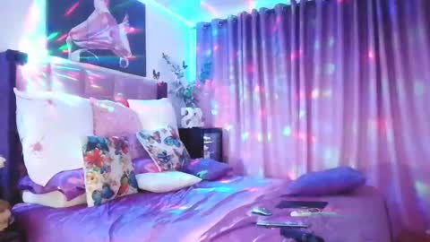 indiandelia online show from 02.12.25