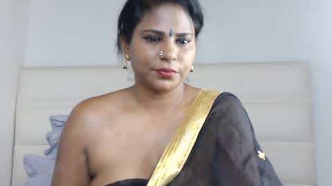 Snapshot of indiandreams_ chatting on 11.03.25 Palavi online show from 11.03.25