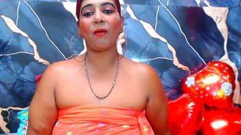 Snapshot of indianerotica4u chatting on 06.27.26 indianerotica4u online show from 06.27.26