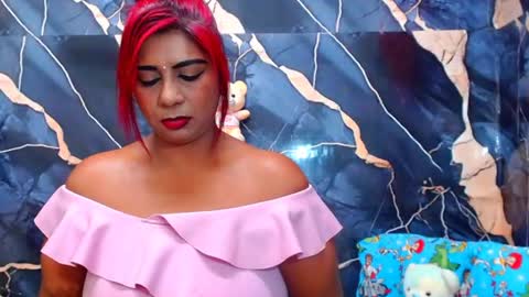Snapshot of indianerotica4u chatting on 06.29.26 indianerotica4u online show from 06.29.26