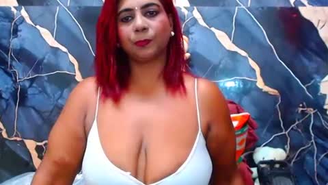 Snapshot of indianerotica4u chatting on 07.13.26 indianerotica4u online show from 07.13.26
