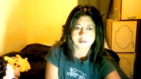 indianpleasures21 online show from 04.18.26