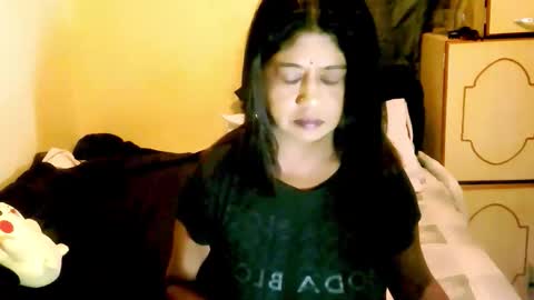 indianpleasures21 online show from 04.21.26