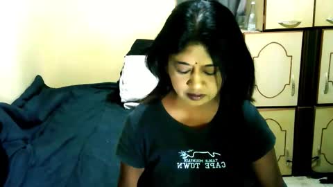Snapshot of indianpleasures21 chatting on 05.13.26 indianpleasures21 online show from 05.13.26