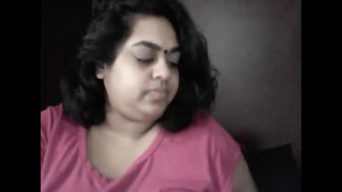 Snapshot of indianpooja1027 chatting on 11.05.25 indianpooja1027 online show from 11.05.25