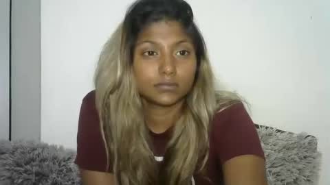 indianqtpie6 online show from 09.19.25