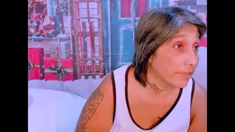 Snapshot of indianroxy27 chatting on 12.02.25 indianroxy27 online show from 12.02.25