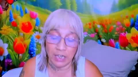 Snapshot of indianroxy27 chatting on 06.23.26 indianroxy27 online show from 06.23.26