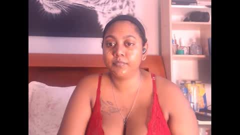 Snapshot of indianruby21 chatting on 02.14.25 indianruby21 online show from 02.14.25