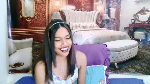 Snapshot of indianskies chatting on 07.10.26 Sky online show from 07.10.26