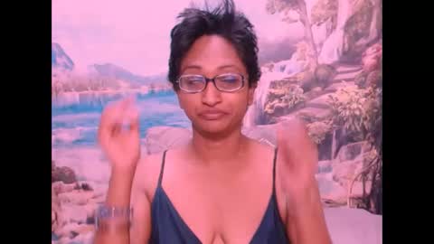 Snapshot of indianspicy69 chatting on 01.26.25 Shreya online show from 01.26.25