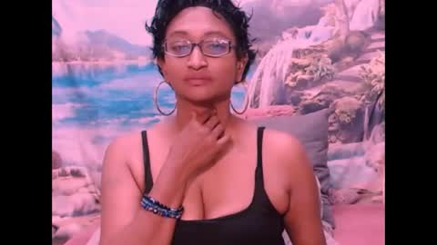 Snapshot of indianspicy69 chatting on 02.03.25 Shreya online show from 02.03.25