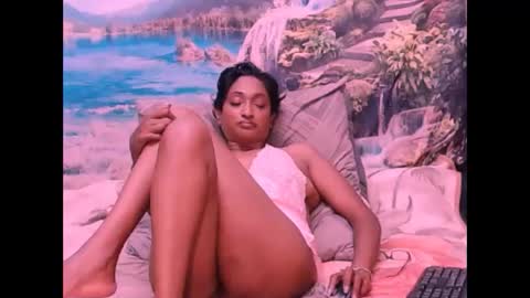 Snapshot of indianspicy69 chatting on 02.08.25 Shreya online show from 02.08.25