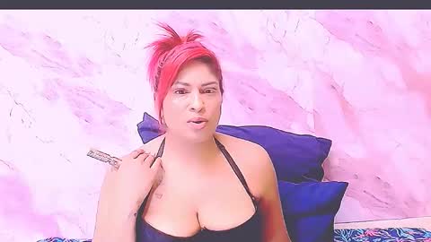 Snapshot of indianstunner69 chatting on 09.22.25 Sam online show from 09.22.25