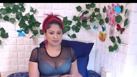 Snapshot of indianstunner69 chatting on 10.18.25 Sam online show from 10.18.25