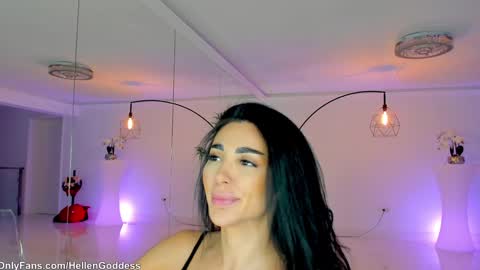 Hellen online show from 12.10.24