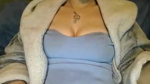 Snapshot of indigorayney chatting on 02.02.26 Indigorayney online show from 02.02.26