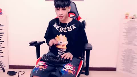 Snapshot of indomitablebeast chatting on 05.20.26 matias online show from 05.20.26