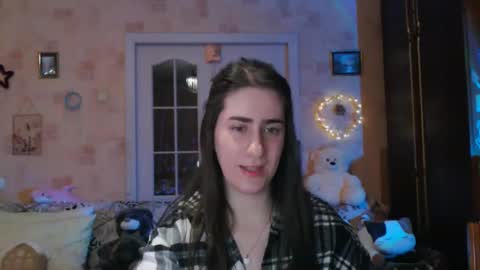 Snapshot of inelika chatting on 09.08.25 Inna online show from 09.08.25