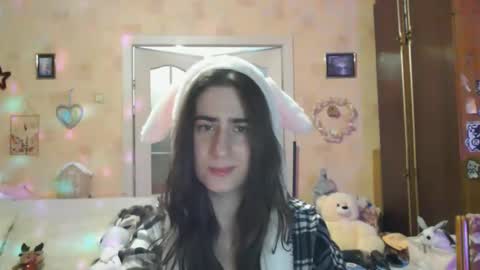 Snapshot of inelika chatting on 11.04.25 Inna online show from 11.04.25