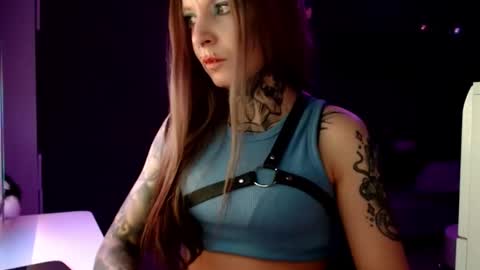 Snapshot of inesdesire chatting on 02.07.25 InesDesire online show from 02.07.25