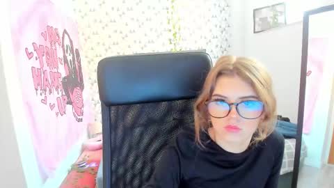 Snapshot of iness_lex chatting on 03.09.26 iness_lex online show from 03.09.26