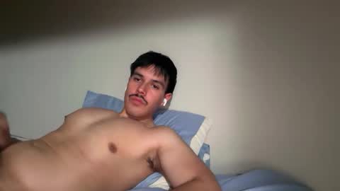 Snapshot of infamouslucas chatting on 05.09.26 Lucas online show from 05.09.26
