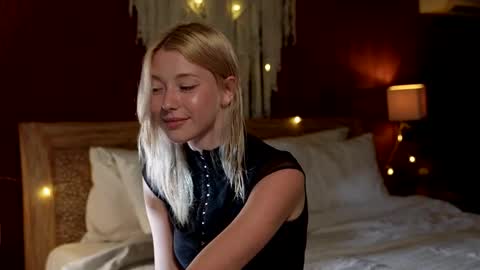 Snapshot of infinitysoul_ chatting on 02.15.26 Alexa.. Inst Fansly infinitysoul online show from 02.15.26