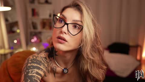 Snapshot of informal_ chatting on 02.21.26 MAL --- online show from 02.21.26