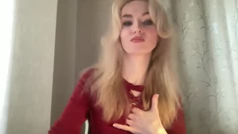 Snapshot of ingacat chatting on 03.29.26 IngaCat online show from 03.29.26