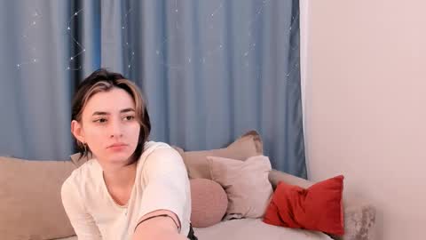 Snapshot of ingachaudoin chatting on 02.11.26 Saya online show from 02.11.26