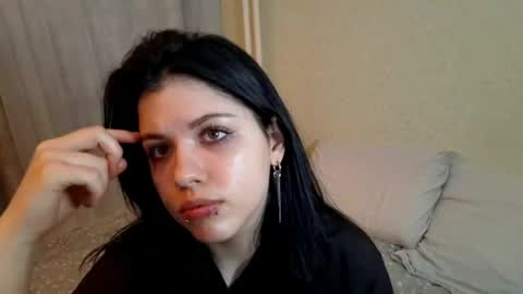 Mia online show from 03.30.26