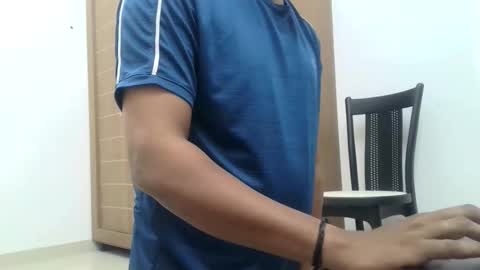 Inglorious Hairy Uncut online show from 04.04.26