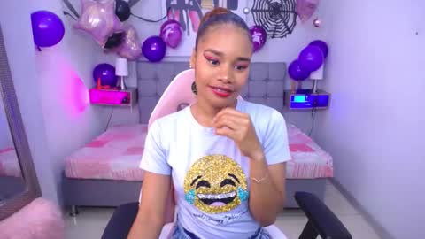 ingrid03_taffur online show from 10.25.25