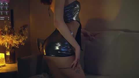 Im Senise Welcome to my room My instagram  online show from 02.25.25