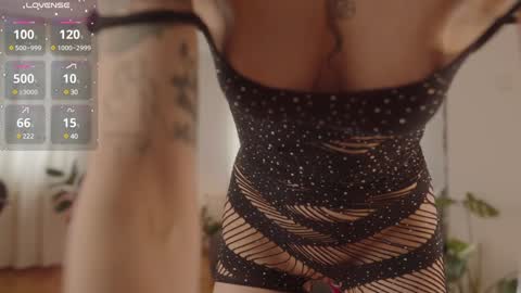 Xenia online show from 02.03.25