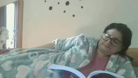 inna46_ online show from 12.14.25