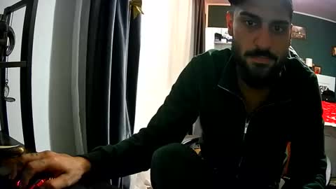 Innes online show from 10.22.25