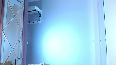 Lina online show from 01.11.25