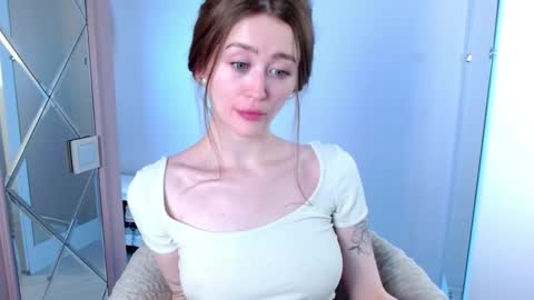 Lina online show from 01.20.25